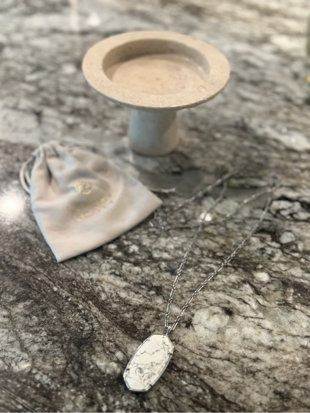 Kendra Scott Silver Reid Necklace in White Howlite